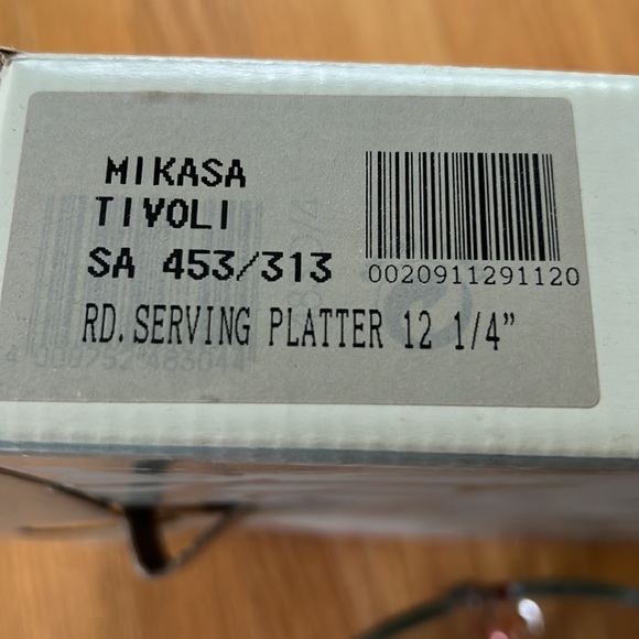 Mikasa - serving platter - never used - have original box - Picture 3 of 4